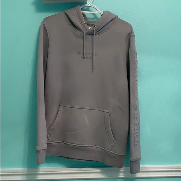 Small worn once Abercrombie hoodie - Picture 1 of 3